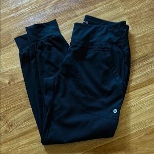 Beyond Scrubs Petite Scrubs